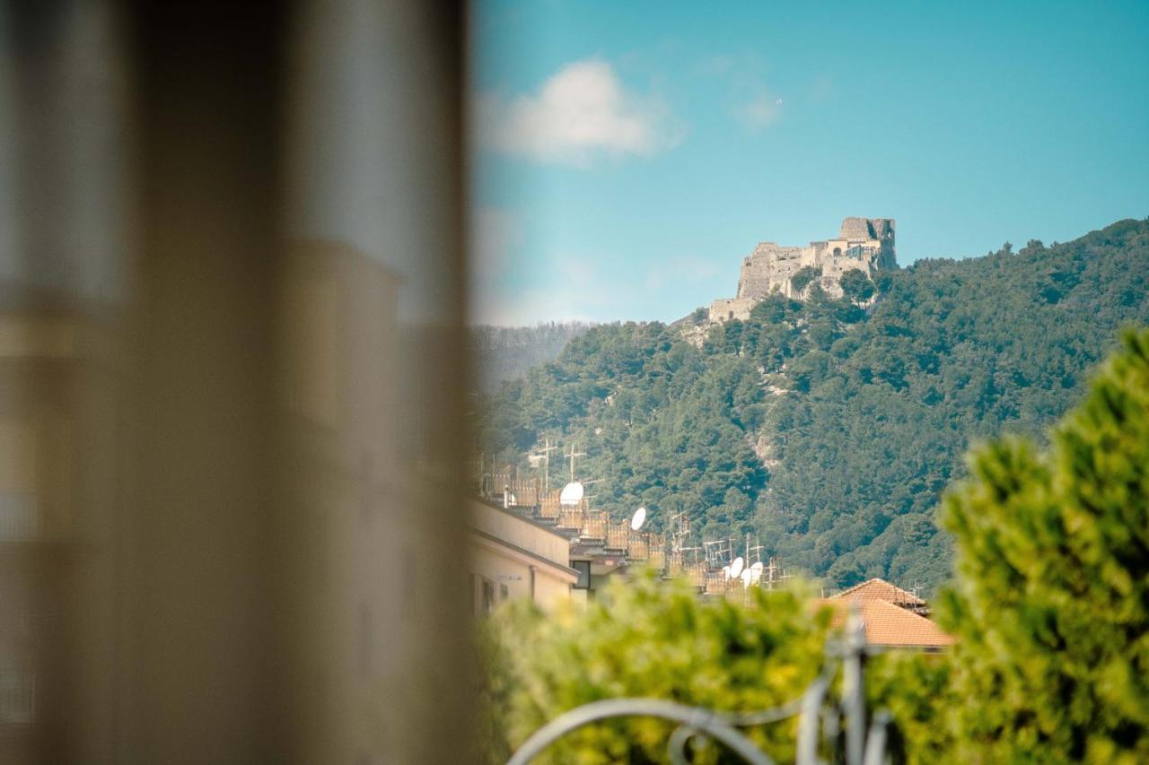 Hotel Bruman Salerno Exterior photo